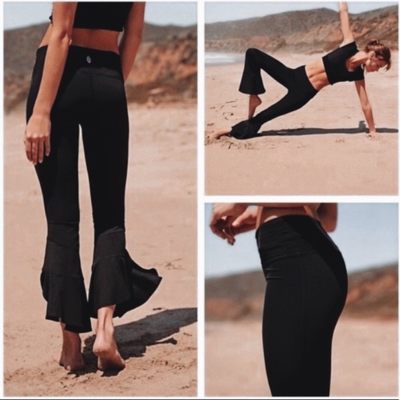 Free People Pants - Free People 🍁 Movement Starlight Ruffle Pants